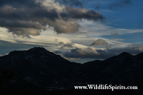 Click Picture to send as an  E-PostCard 63k 550x367